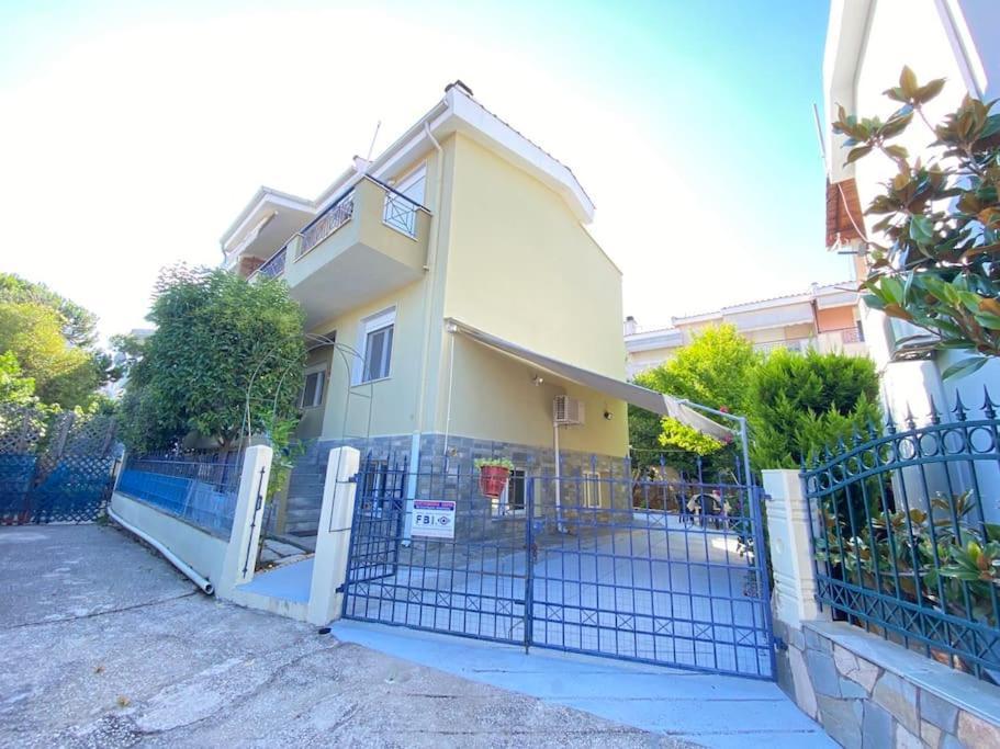 Strati'S Place Palaiontsiflikion Exterior photo